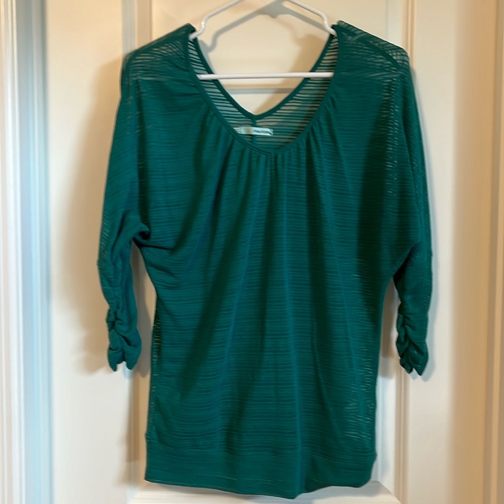 Maurices green sweater with scrunchie sleeves